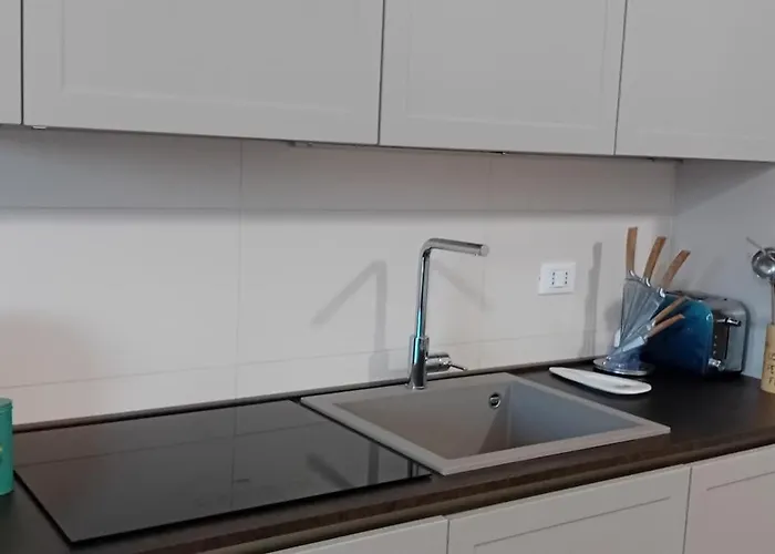 Sunset Metropolitana Anagnina Con 2 Bagni 罗马