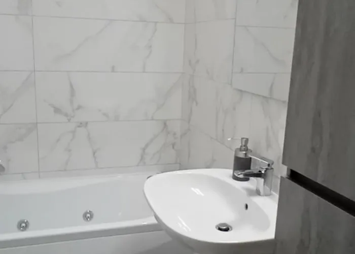 Sunset Metropolitana Anagnina Con 2 Bagni 公寓